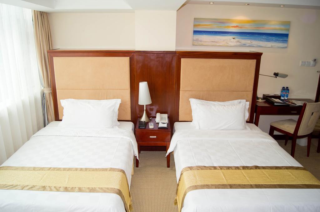 Lijing Commercial Hotel Шънджън Стая снимка