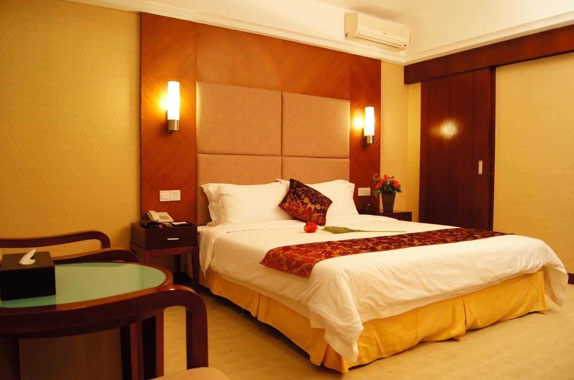 Lijing Commercial Hotel Шънджън Екстериор снимка