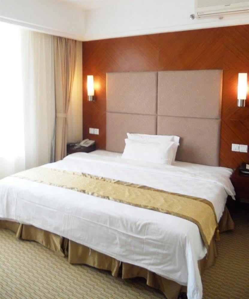 Lijing Commercial Hotel Шънджън Екстериор снимка